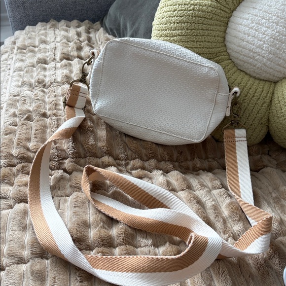 Chic Black and Silver Embellished Belt - Picture 5 of 8